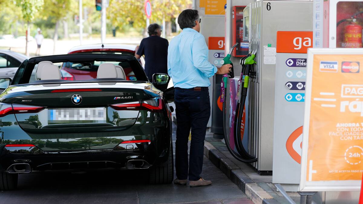 El Gobierno apuesta por mantener la subvención a los carburantes solo a algunos sectores
