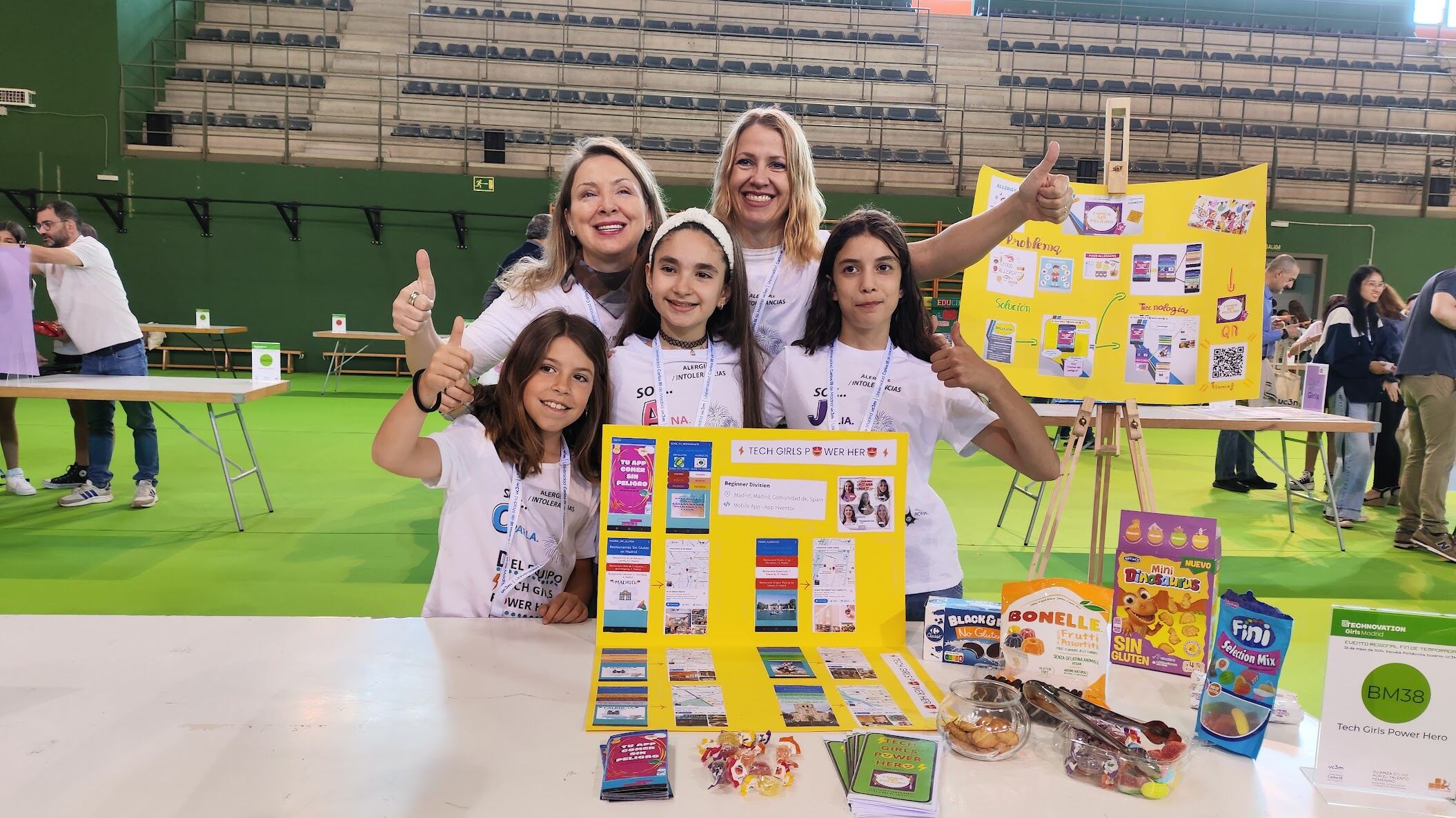 Palentinas participantes en el evento tecnológico