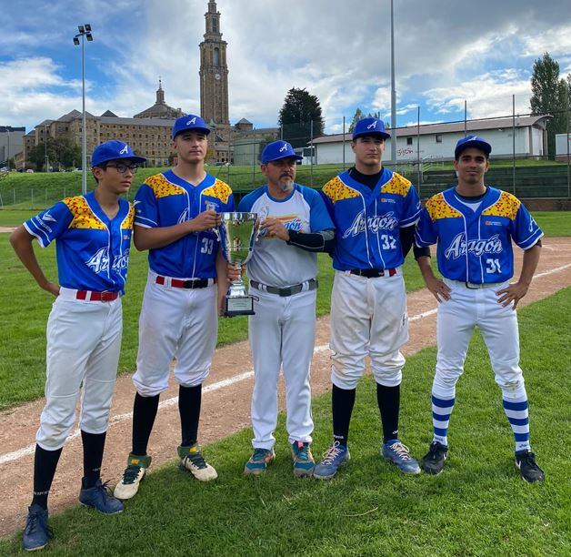 Cinco integrantes del Club Béisbol Huesca fueron protagonistas con Aragón