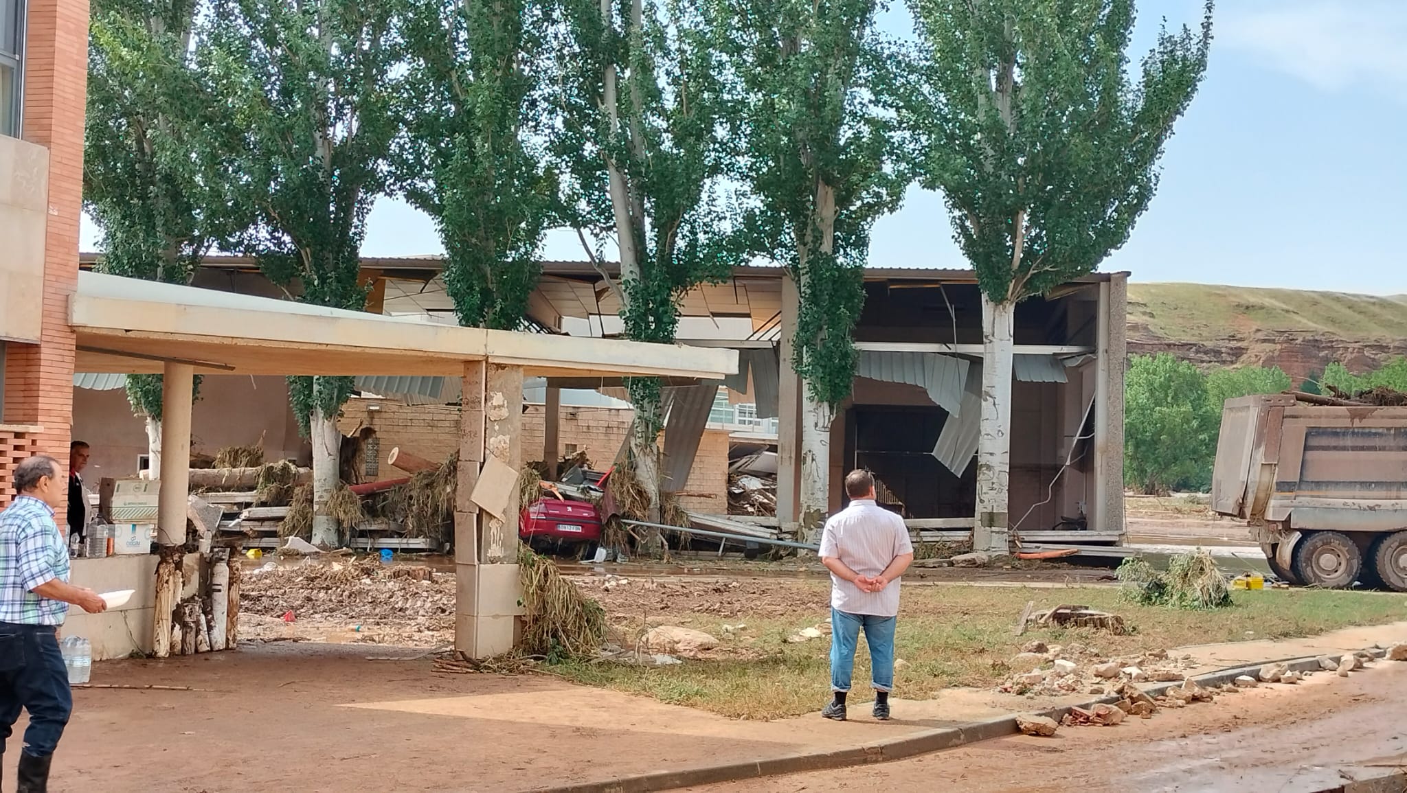 Trabajos de reparación y limpieza en Azuara (Zaragoza) tras las fuertes tormentas e inundaciones. Fecha de la imagen: 15/06/2025