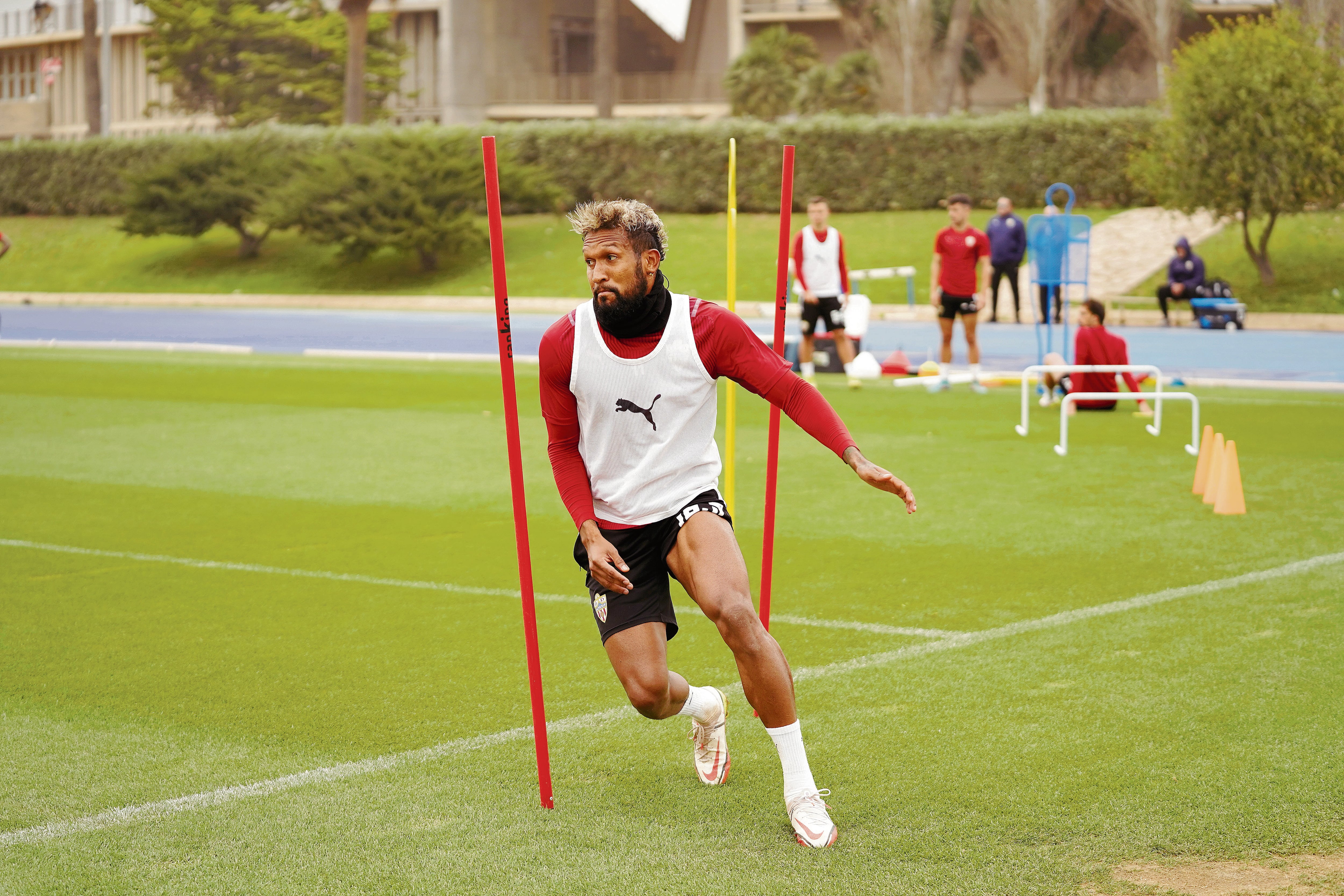 Dyego Sousa quiere triunfar en el Almería.