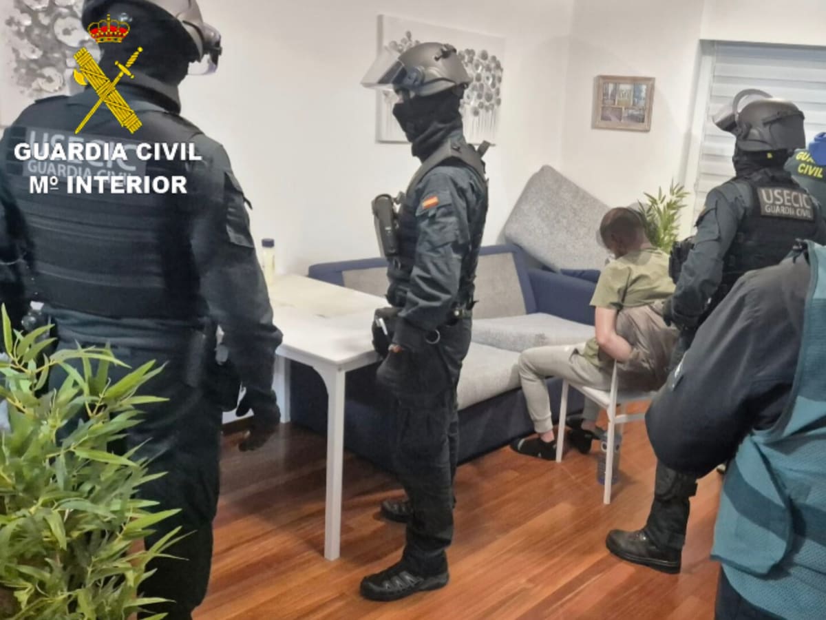 Detienen en Vigo a cuatro personas como sospechosas de varios robos en viviendas