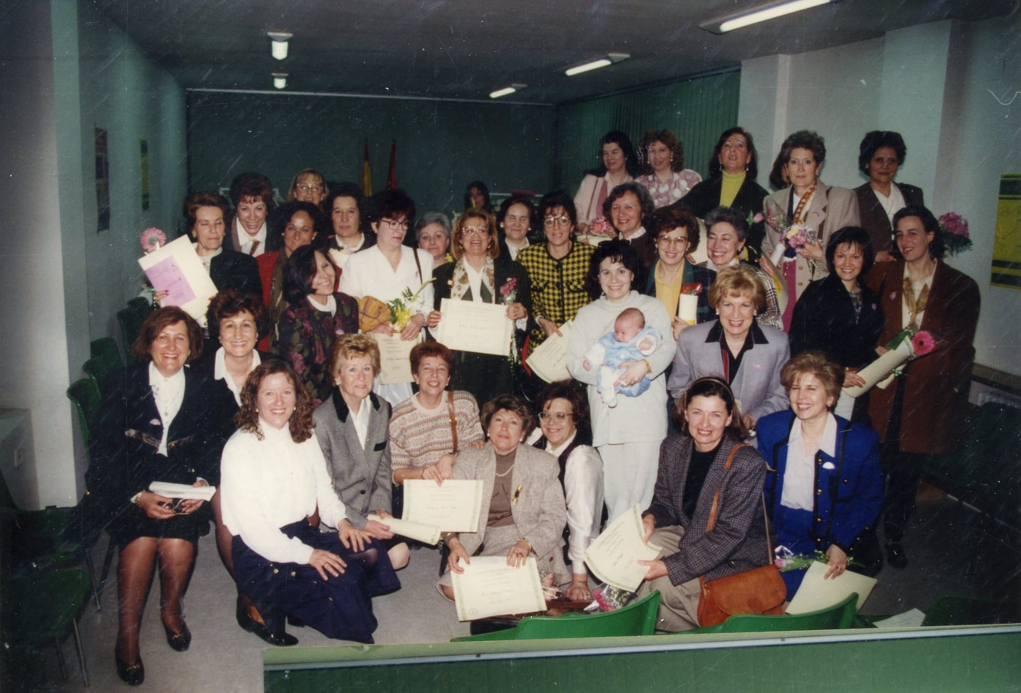 Las Amigas de la Lectura de Cuenca en 1992, un año después de su fundación.