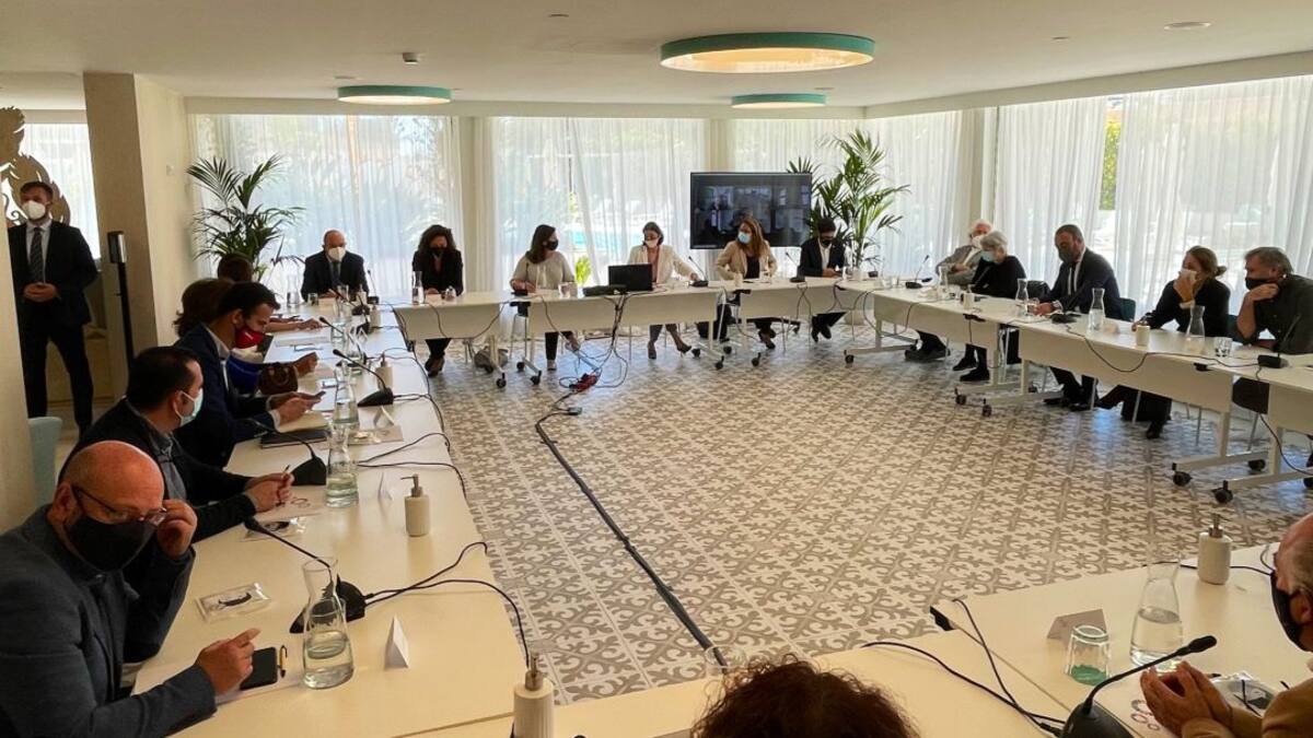 El presidente del Consell de Ibiza pide a Maroto agilizar la vacunación en el segundo trimestre