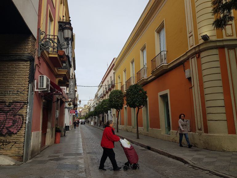 Los comerciantes de la calle Honda pretenden frenar el impacto del cierre de Lefties.