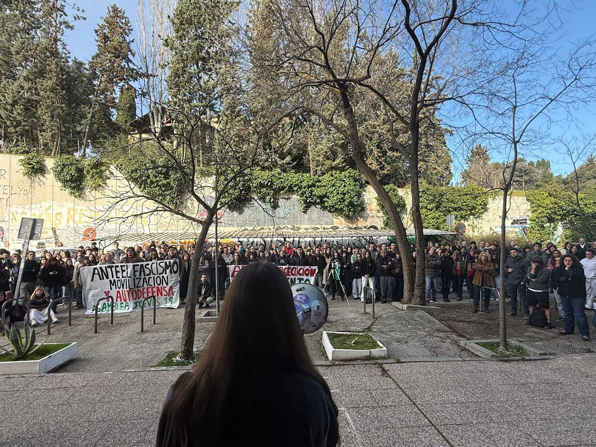 "Lemas viejunos para apropiarse de un presente que no es suyo ni lo será": la comunidad universitaria complutense frente a la ultraderecha