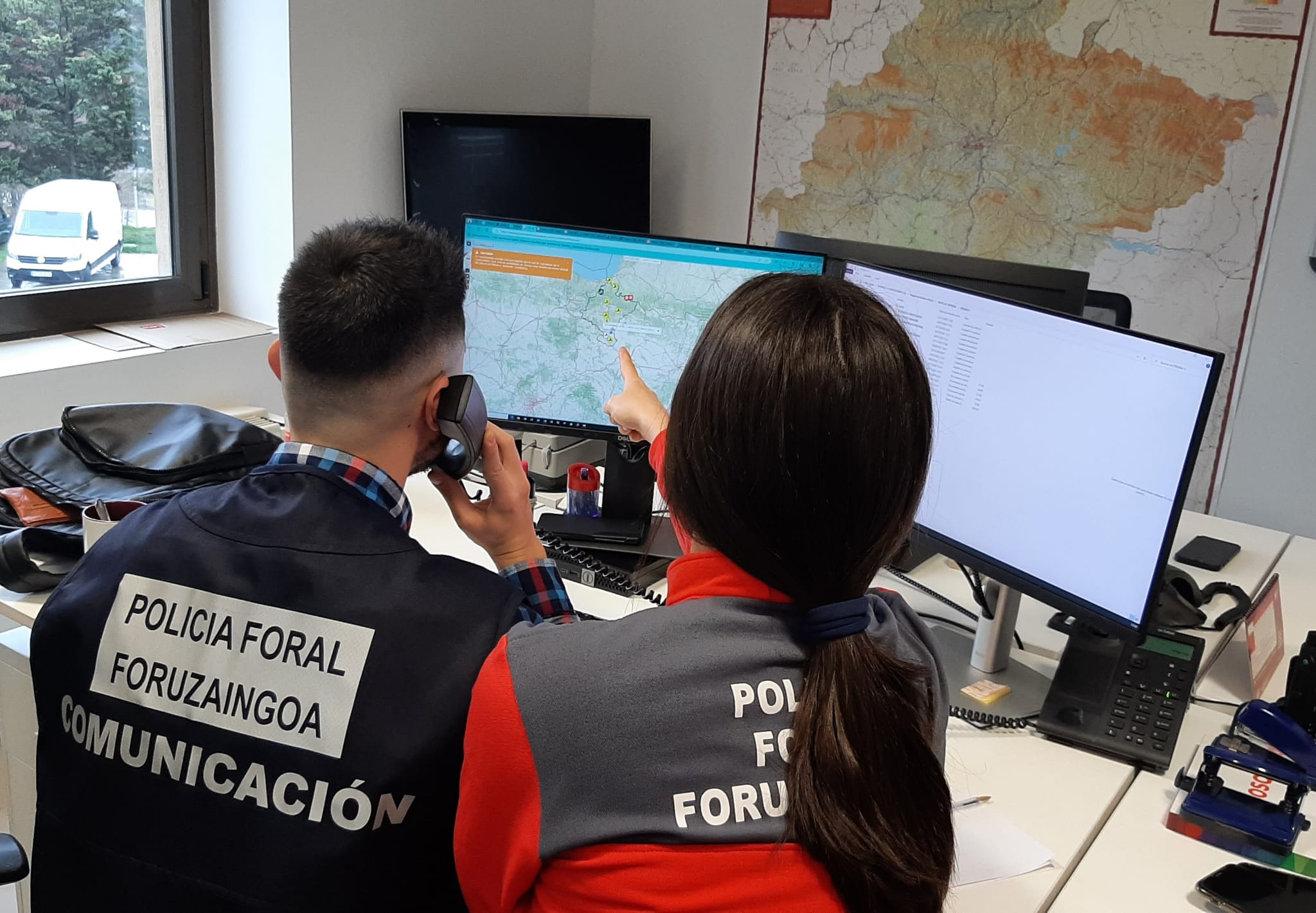 Investigado en una localidad de la Cuenca de Pamplona por la difusión de imágenes de dos jóvenes desnudas generadas por inteligencia artificial