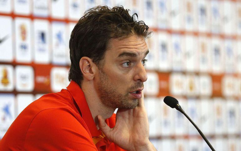 El jugador español de los Chicago Bulls de la NBA, Pau Gasol ,durante de la rueda de prensa 