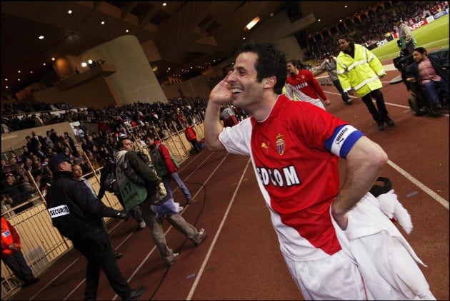 Ludovic Giuly celebra la remontada frente al Real Madrid