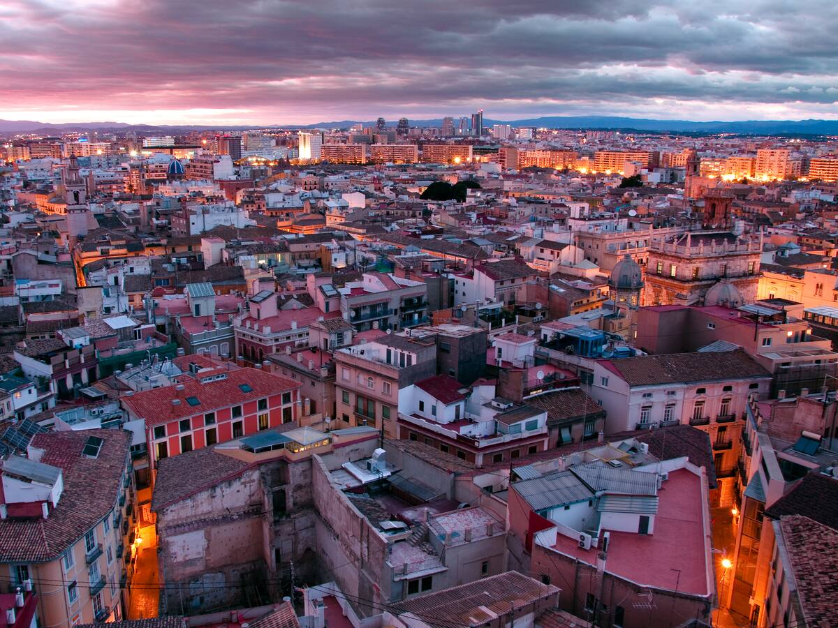 El aumento del precio del alquiler impide a los jóvenes acceder a la vivienda: "Volvemos a ser los grandes afectados de la crisis"