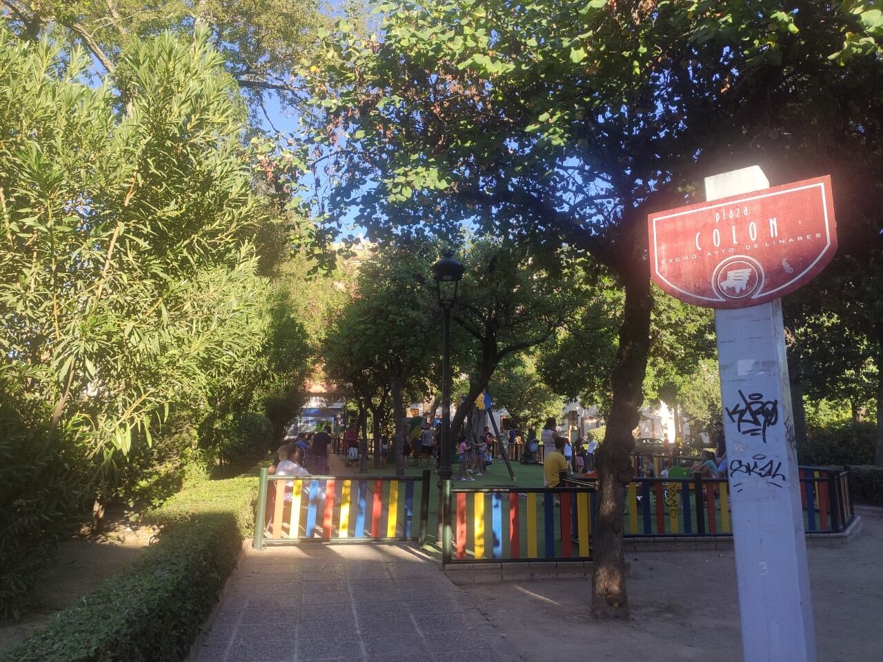 Parque Colón de Linares.