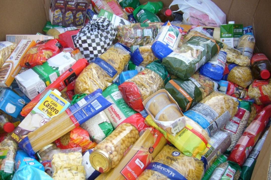 Alimentos recogidos durante una campaña del Banco de Alimentos (Archivo)