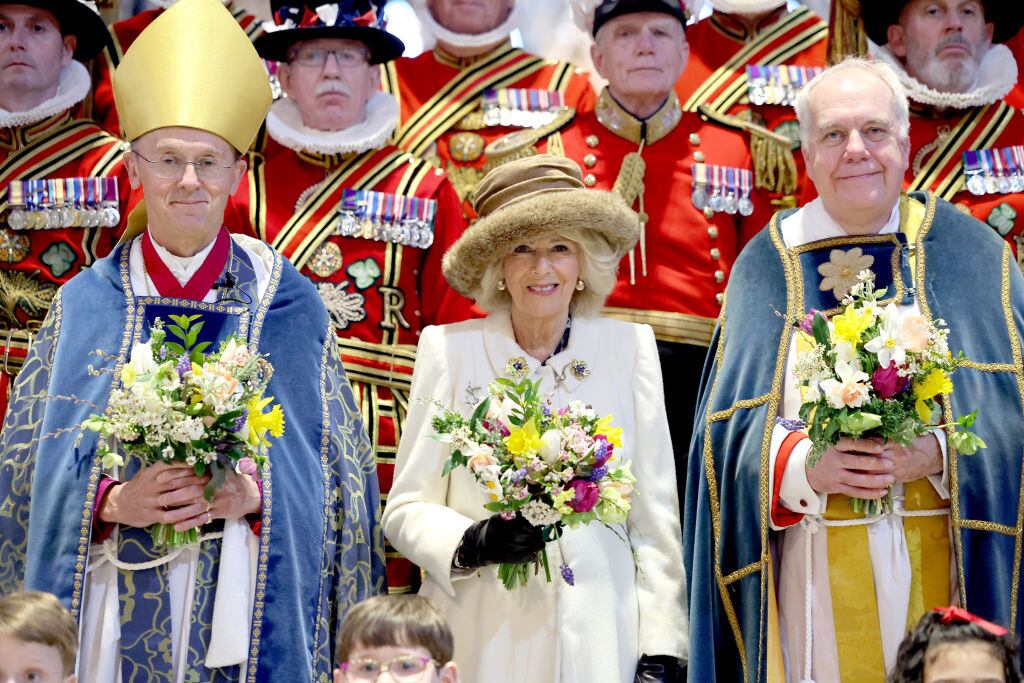 La reina Camilla, en la catedral de Worcester, en el oeste de Inglaterra.