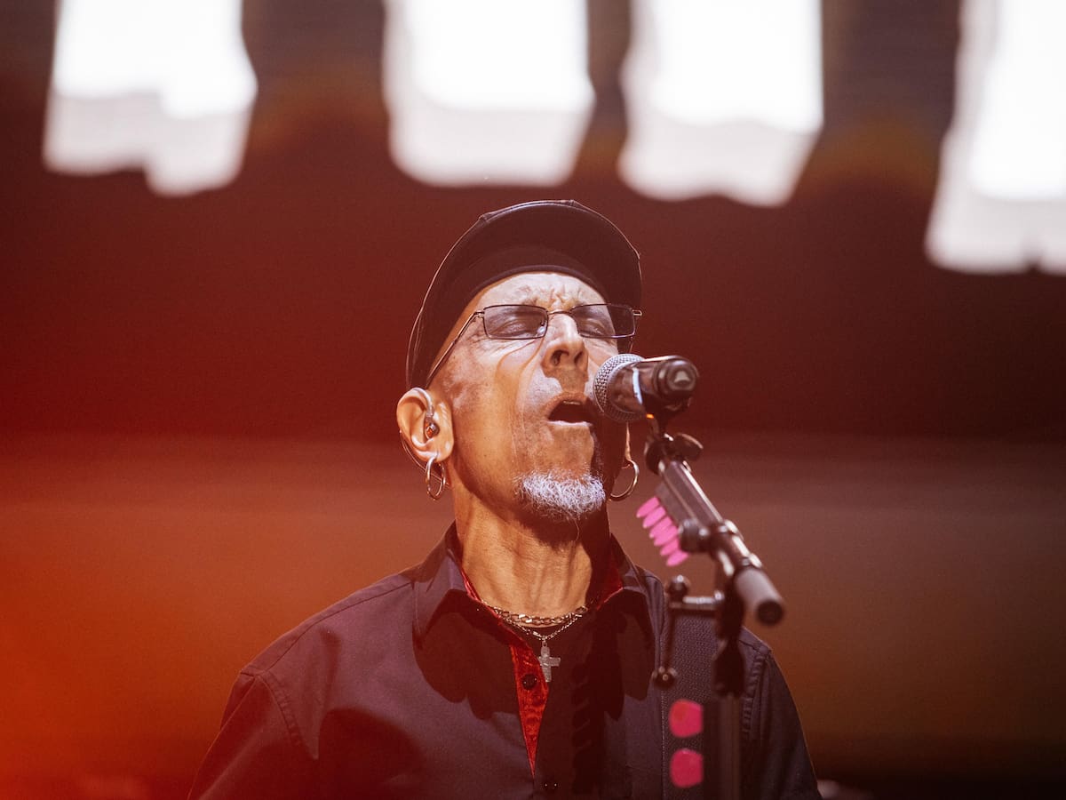 Más de 16.000 personas disfrutan en Castellón del concierto de Fito y Fitipaldis