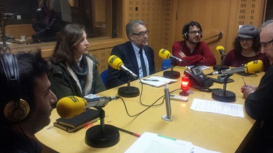 Felipe González; Conchi Mendo; Quintín Montero; Enrique Hernández y Elena Roncero, en el programa con Miguel Ortega