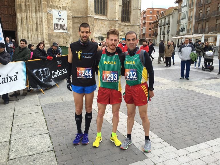 Carlos Vallejera segundo, David García ganador y Javier Sangrador, tercero en la carrera de La Caixa