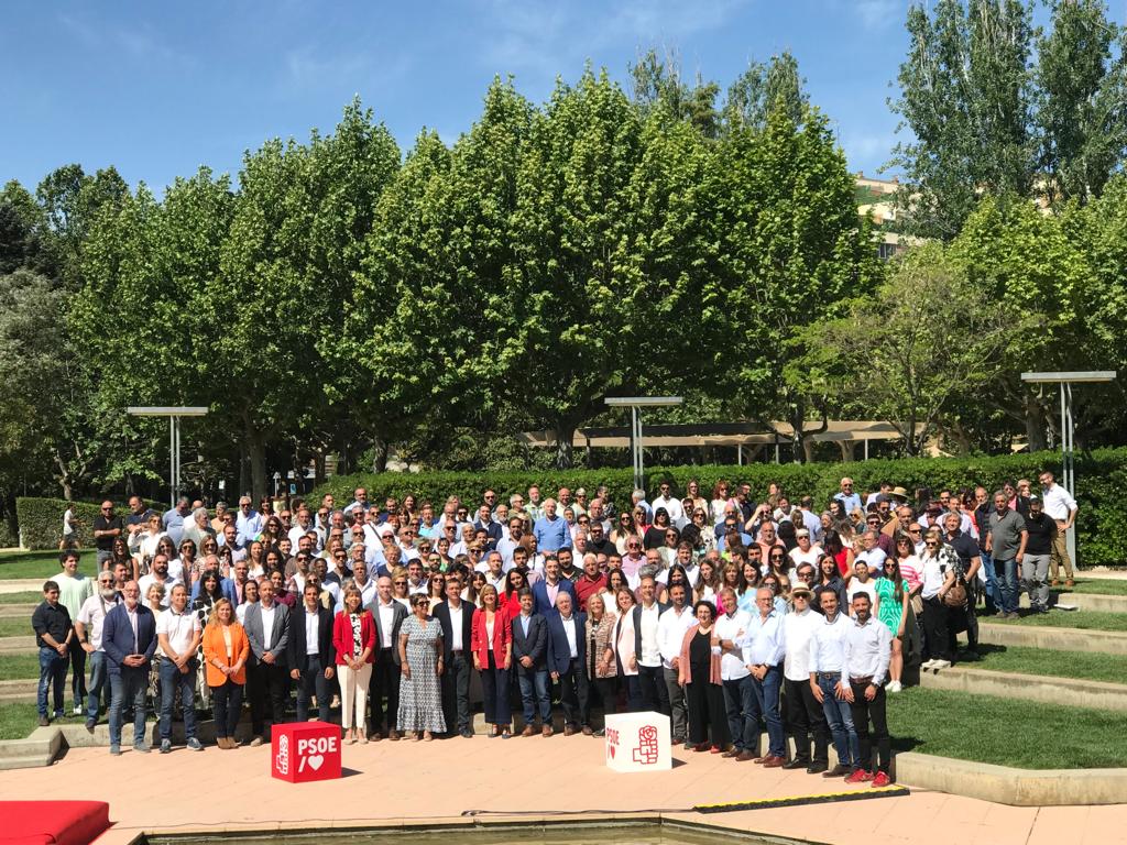 Candidatos socialistas en el acto de presentación en Huesca
