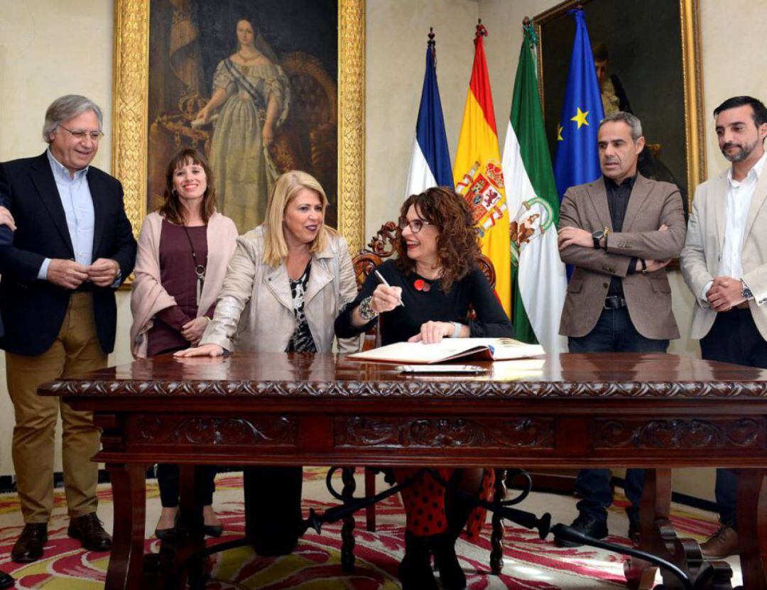 La ministra de Hacienda, María Jesús Montero, durante una visita a Jerez