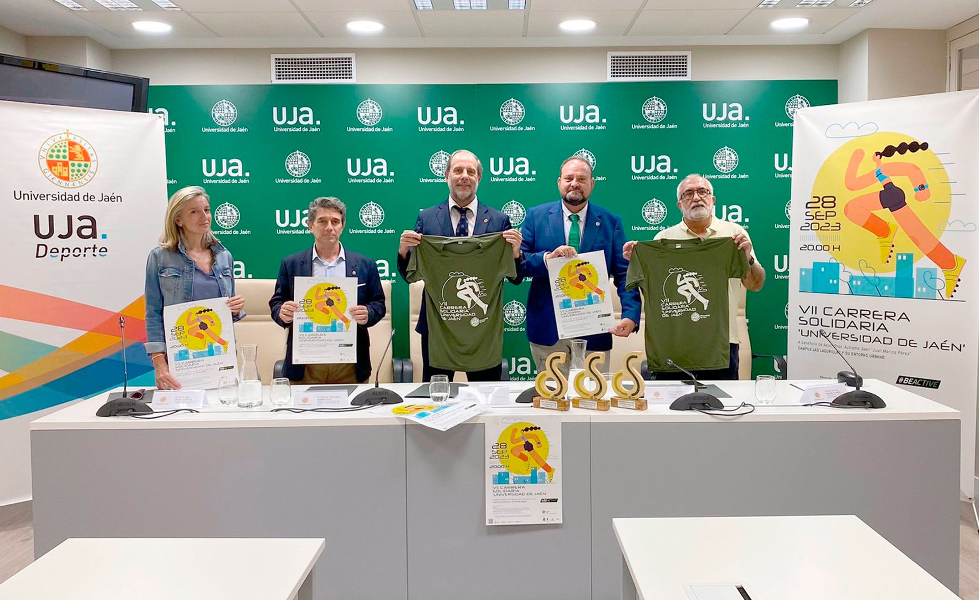 Presentación de la VII Carrera Solidaria de la UJA