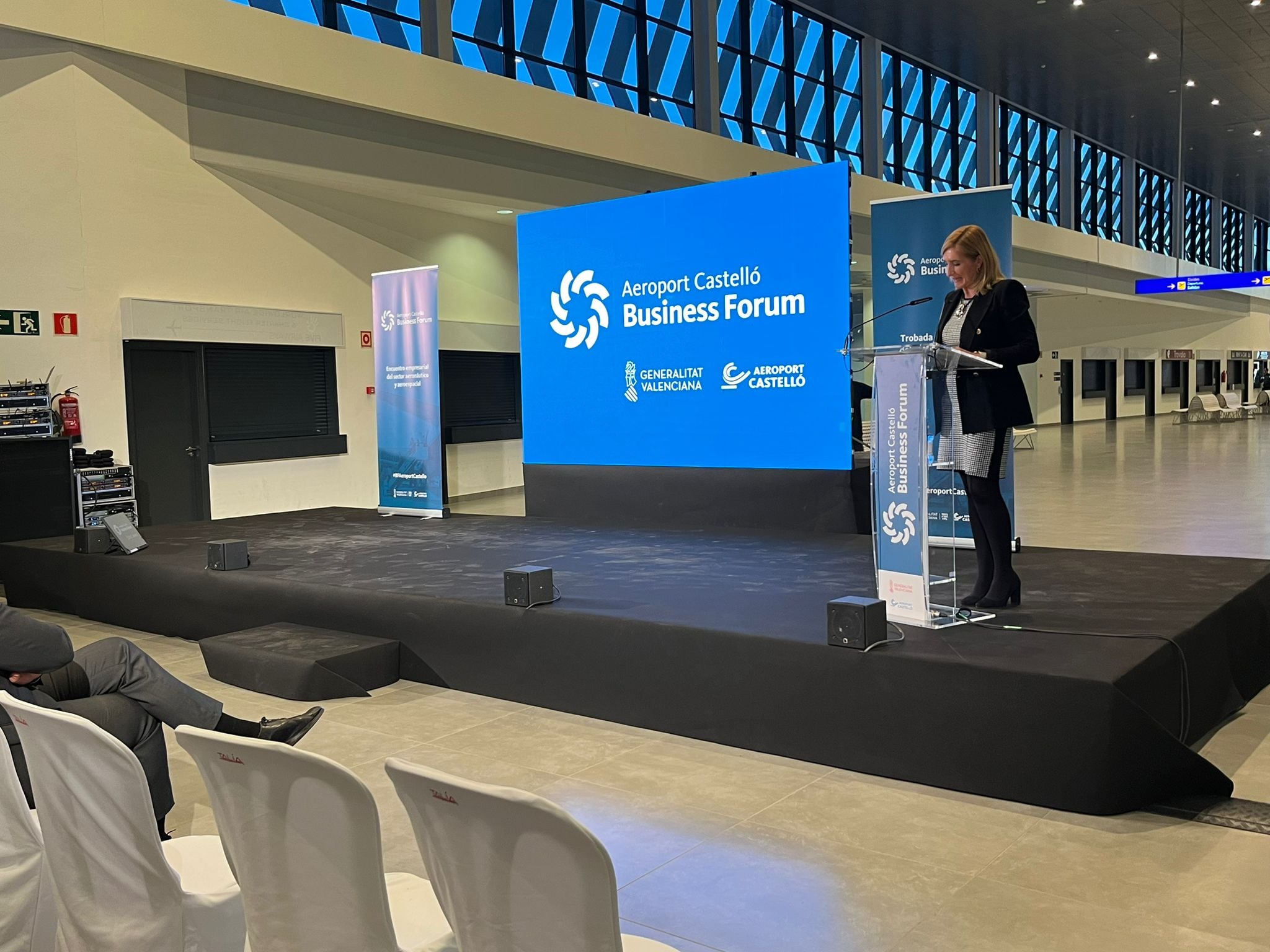 La consellera de Medio Ambiente, Agua, Infraestructuras y Territorio, Salomé Pradas, en la tercera edición de Aeroport Castelló Business Forum 2023.