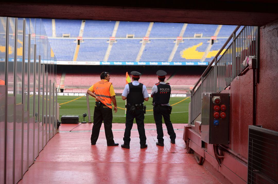 La RFEF propone suspender todas las competiciones de fútbol, incluidas Primera y Segunda División