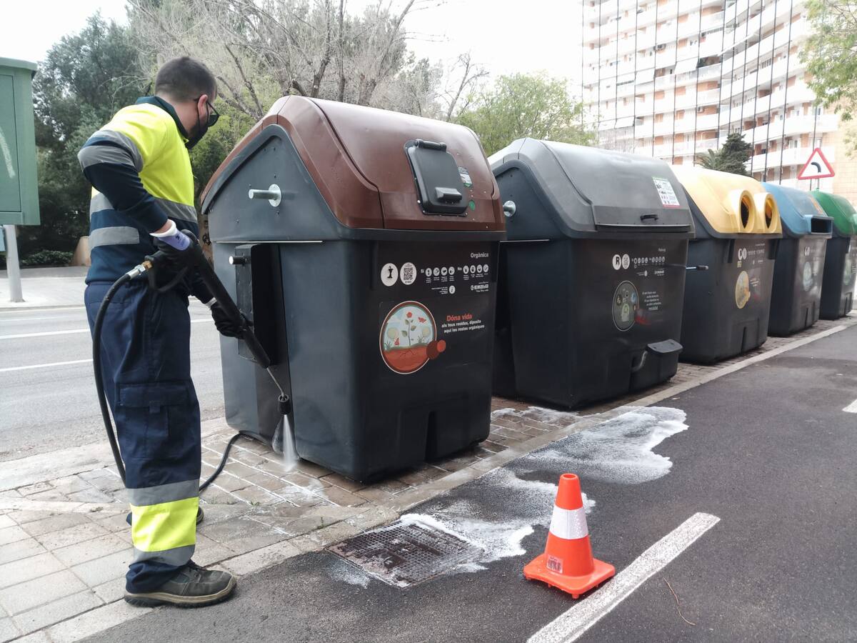 EMAYA duplica su presupuesto para la limpieza de contenedores