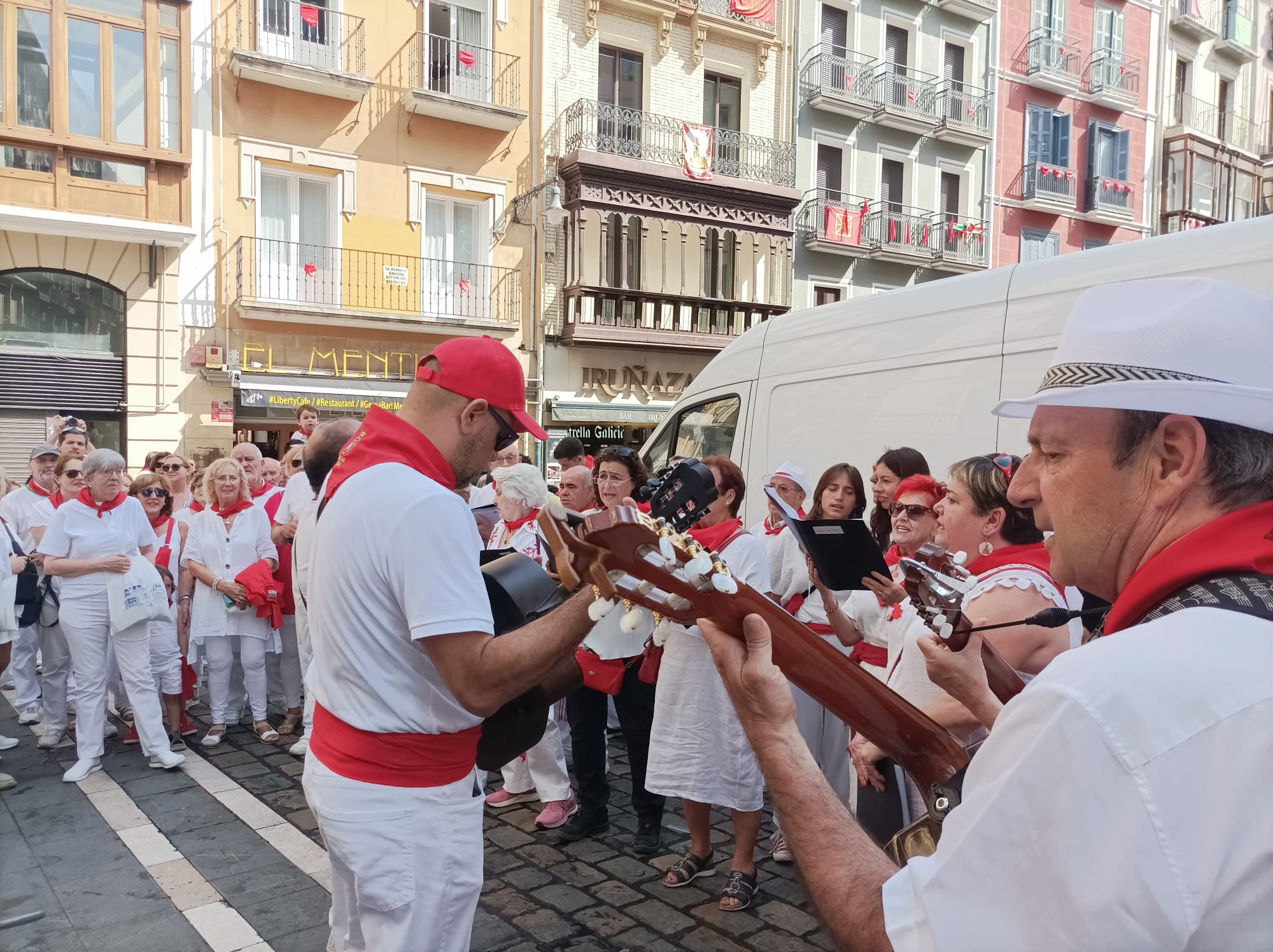 Día de la Jota en San Fermín que reclama una mayor presencia de este folclore en los actos oficiales