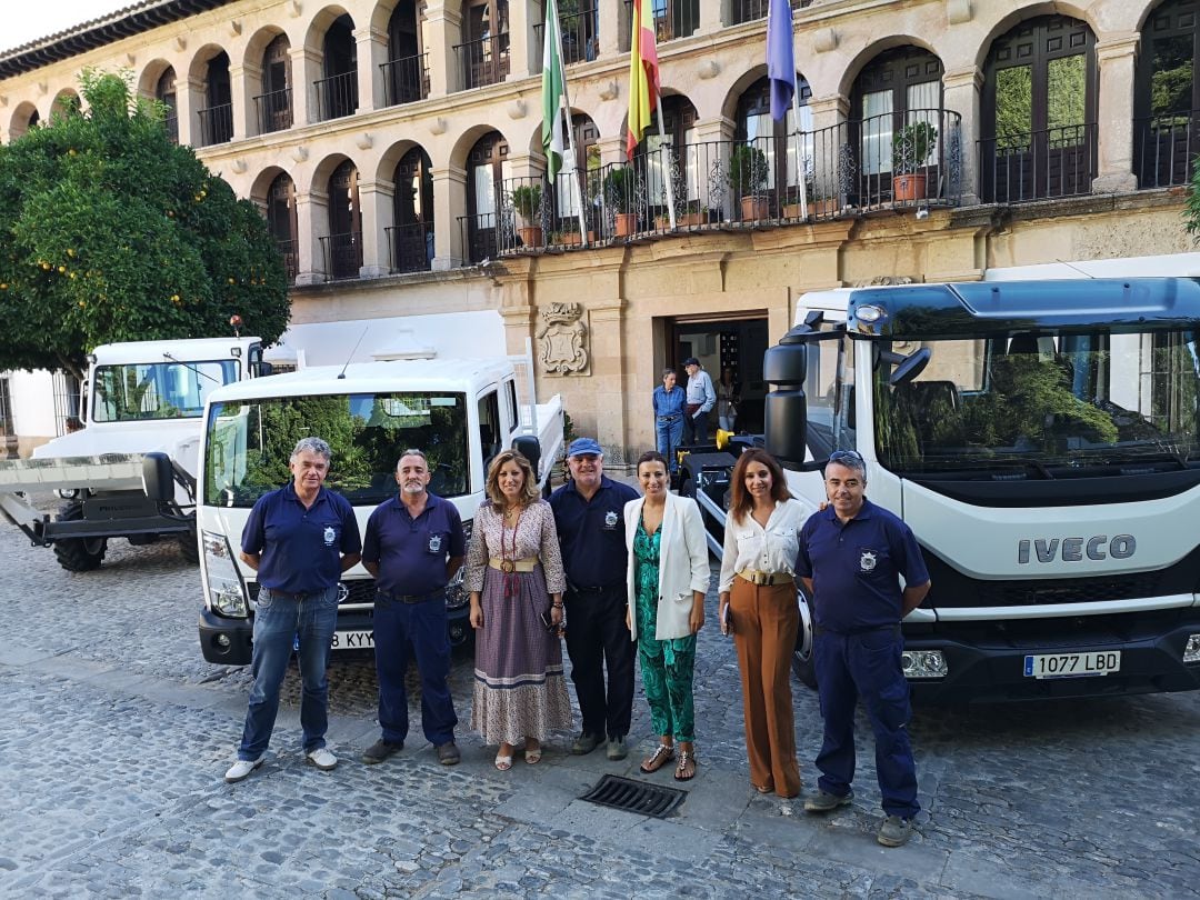 Este jueves se han presentado los nuevos vehículos a las puertas del Consistorio