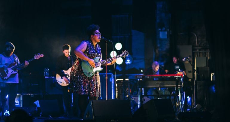 Alabama Shakes durante una actuación 