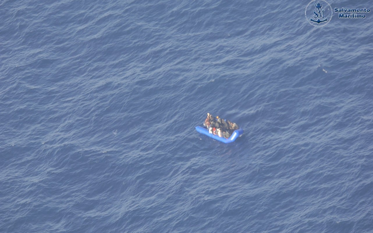 Patera a 40 millas de Lanzarote.