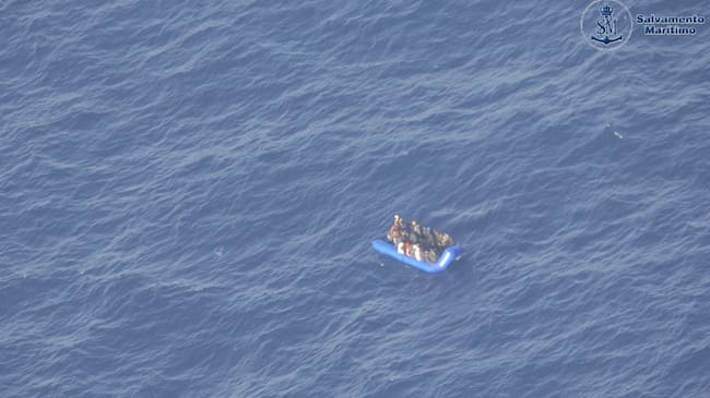 Patera a 40 millas de Lanzarote.