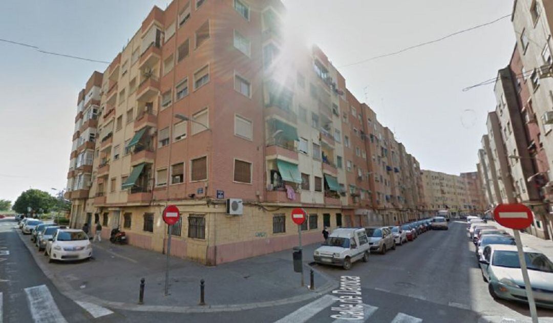 Edificación en una calle de València