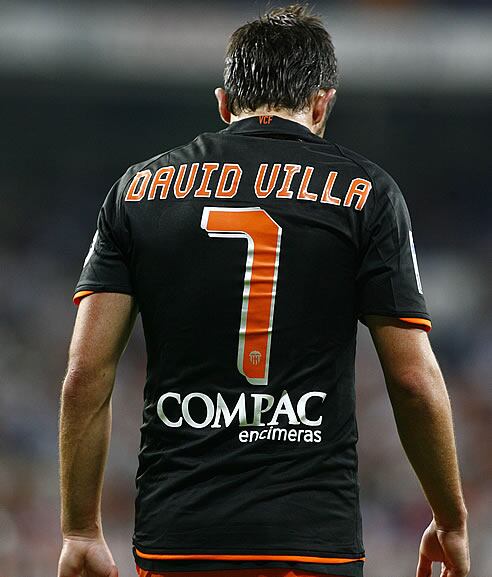 El Valencia reconoce contactos con el Madrid por David Villa