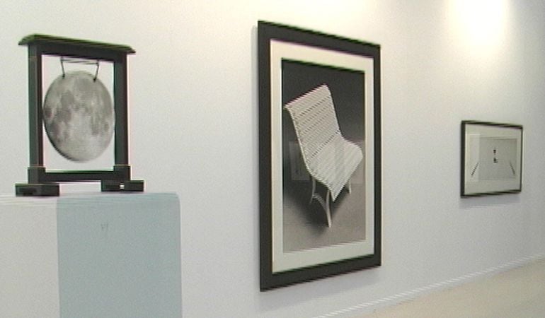 El fotógrafo Chema Madoz expone en el CEART de Fuenlabrada.