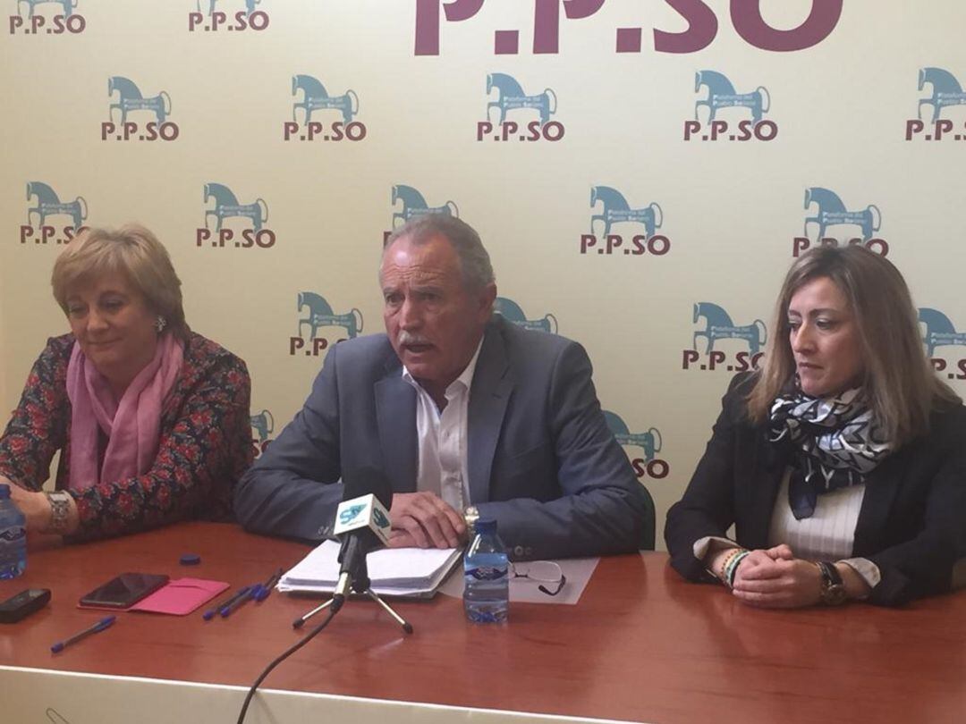 María Jesús Ruiz, José Antonio de Miguel y Ana Fernández