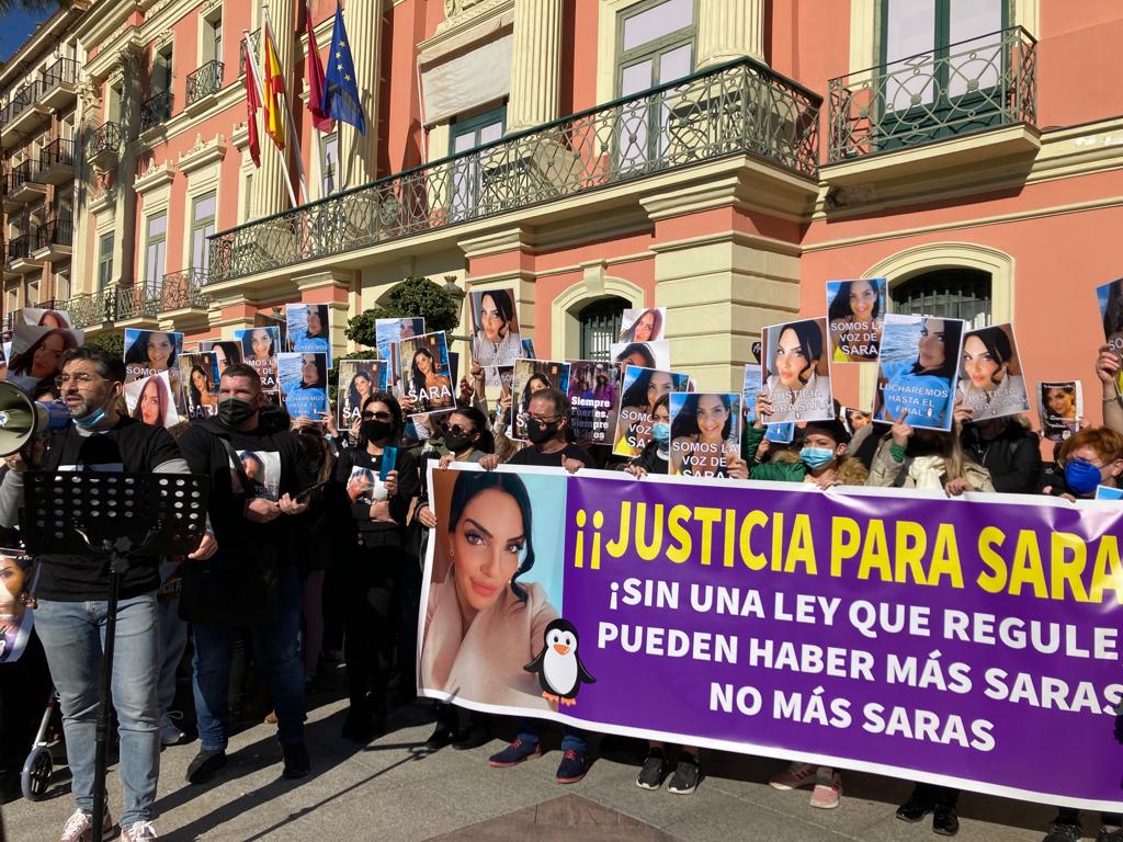 Cientos de personas piden &#039;Justicia para Sara&#039;