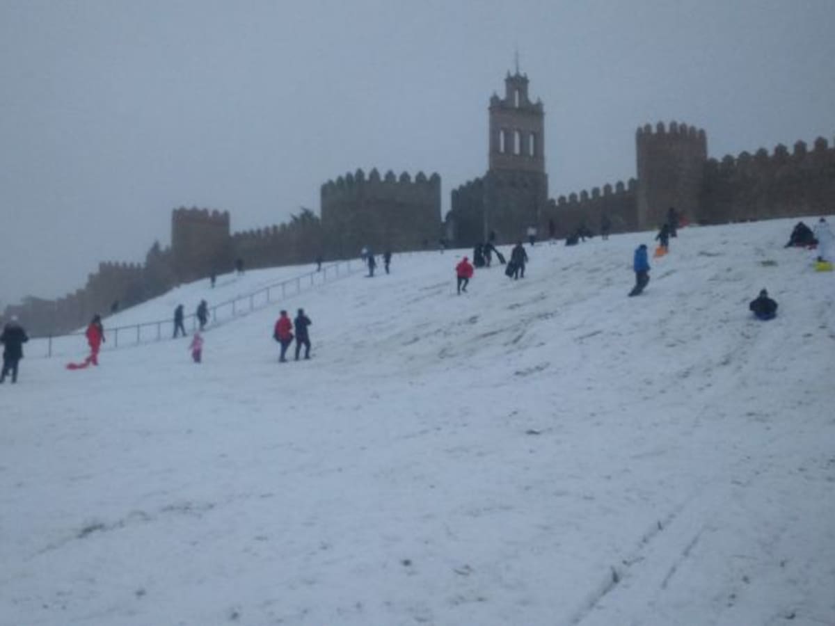 El Ayuntamiento recomienda el uso de cadenas en las calles de Ávila