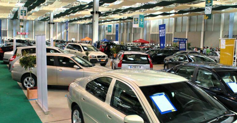 Coches expuestos durante la anterior edición del Salón Factory del Automóvil de Jaén.