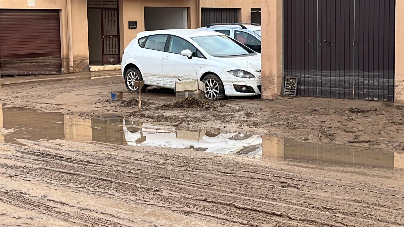 Las calles quedaron llenas de barro