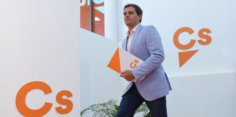 El presidente de Ciudadanos, Albert Rivera, durante la rueda de prensa posterior a la reunión del Comité Permanente