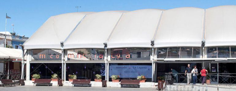 El actual mercado en la plaza del Cristo.