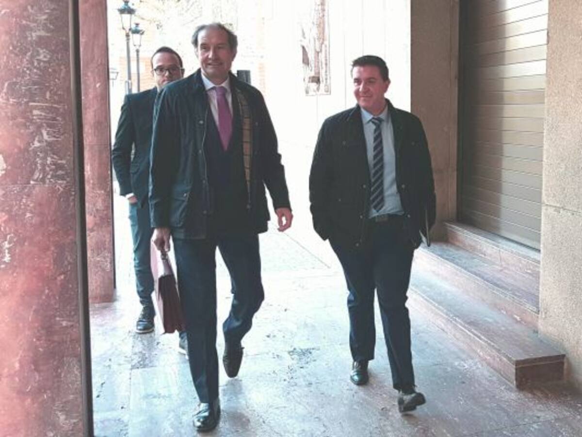 El presidente de la Diputación dice que no hubo "conducta ilegal en el nombramiento del jefe del SEPEI"