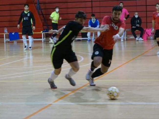 El partido tuvo color local