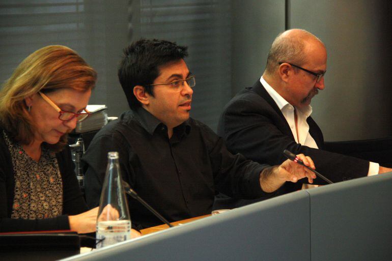 Gerardo Pisarello a la comissió d'economia 