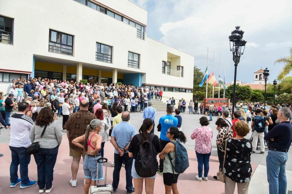 Un momento de la concentración el pasado jueves en Torremolinos por el crimen machista de Paula