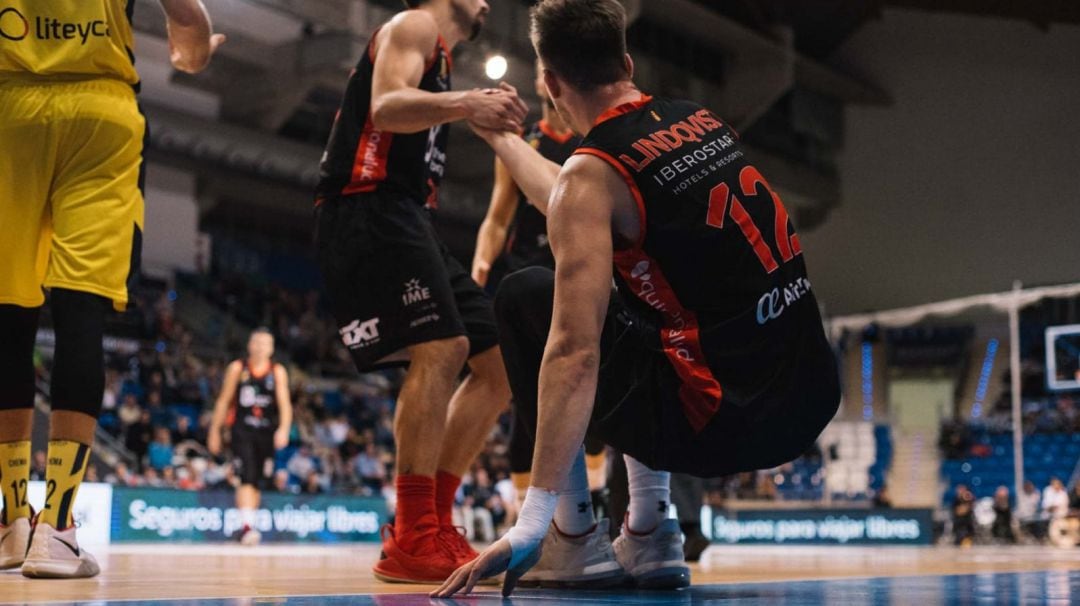 Lindqvist, en un momento del encuentro contra el Cáceres