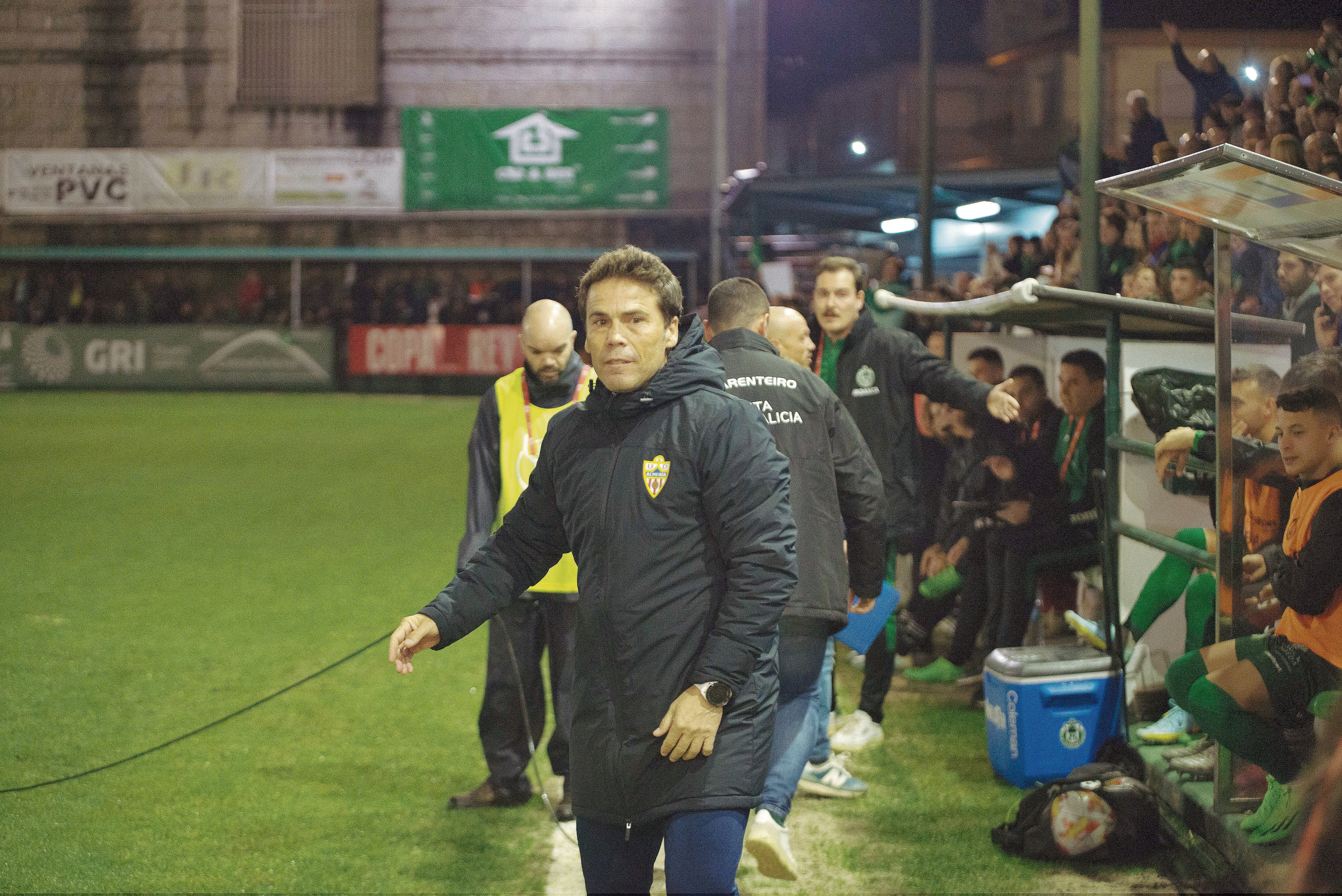 Rubi antes de que comenzara el partido en Espiñedo.