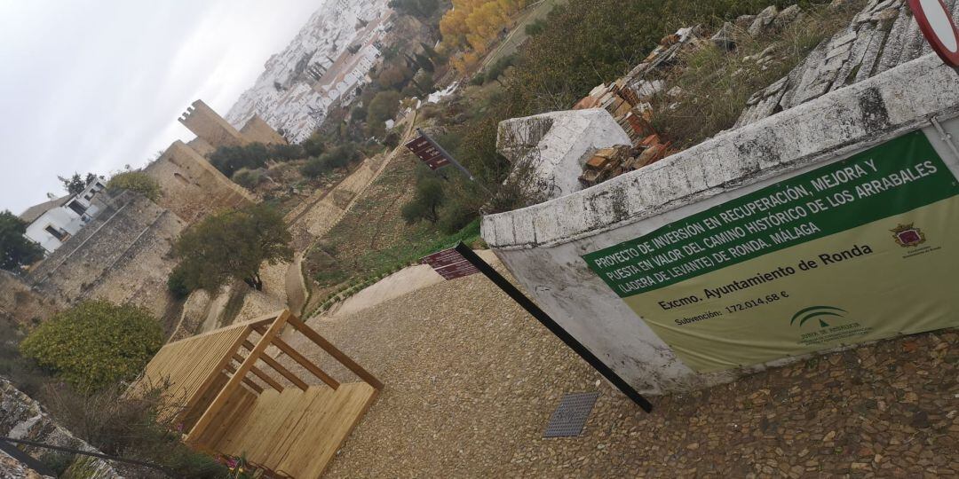 El camino une el barrio San Francisco y el carril del arroyo de &#039;Las Culebras&#039;