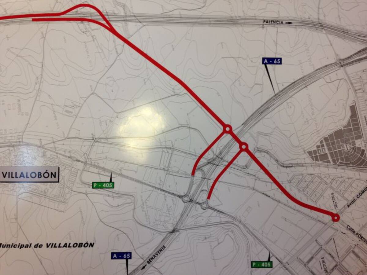 Fomento licita un contrato de servicios para redactar el estudio informativo de un nuevo acceso a la A-67