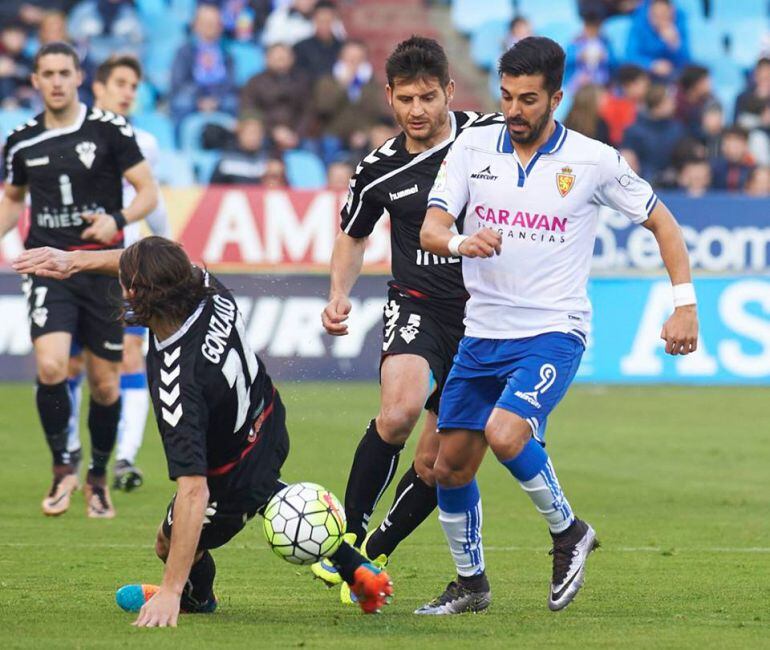 Ángel es el máximo goleador del Real Zaragoza aunque no pudo marcar frente al Albacete